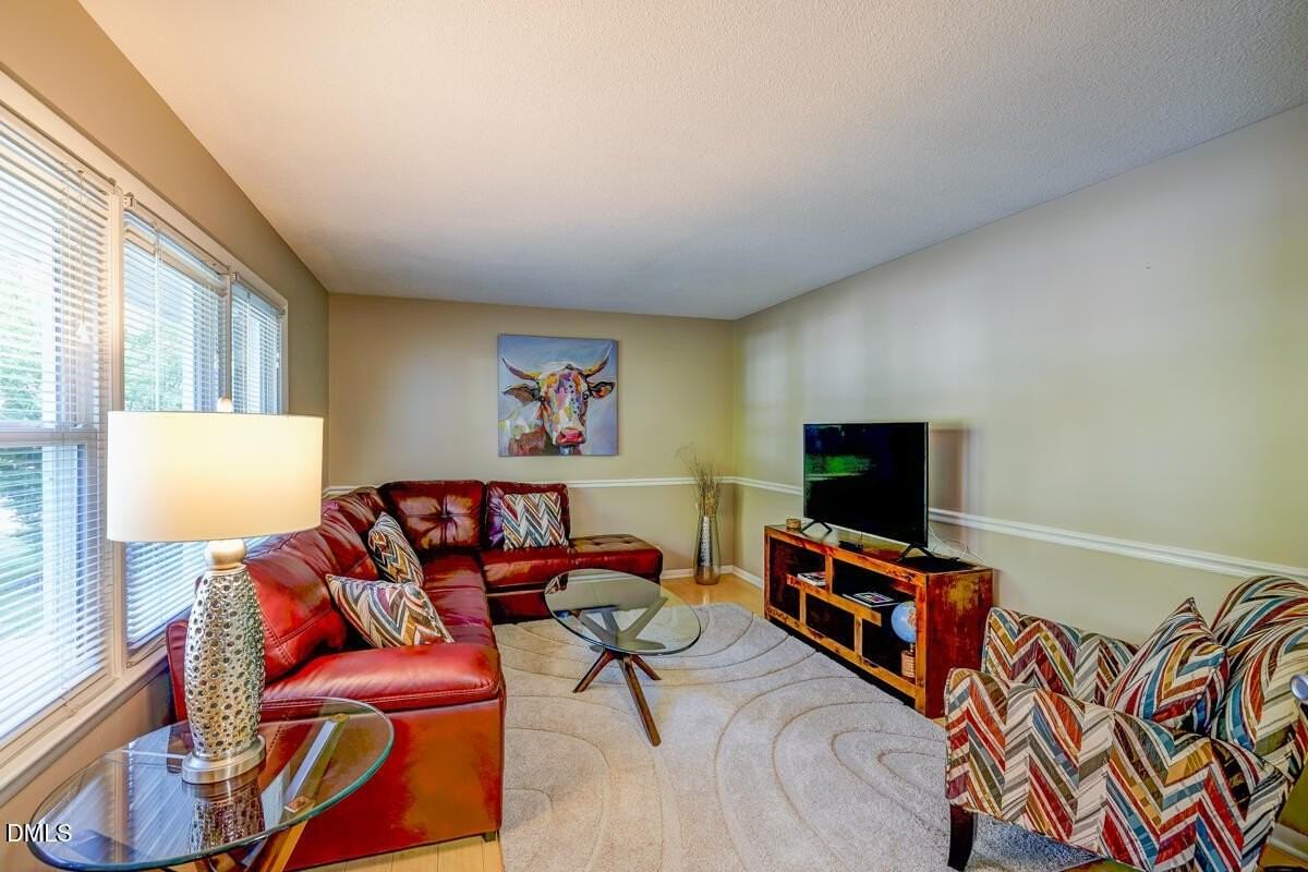 3418 Huntleigh Dr - Photo 7 of 50