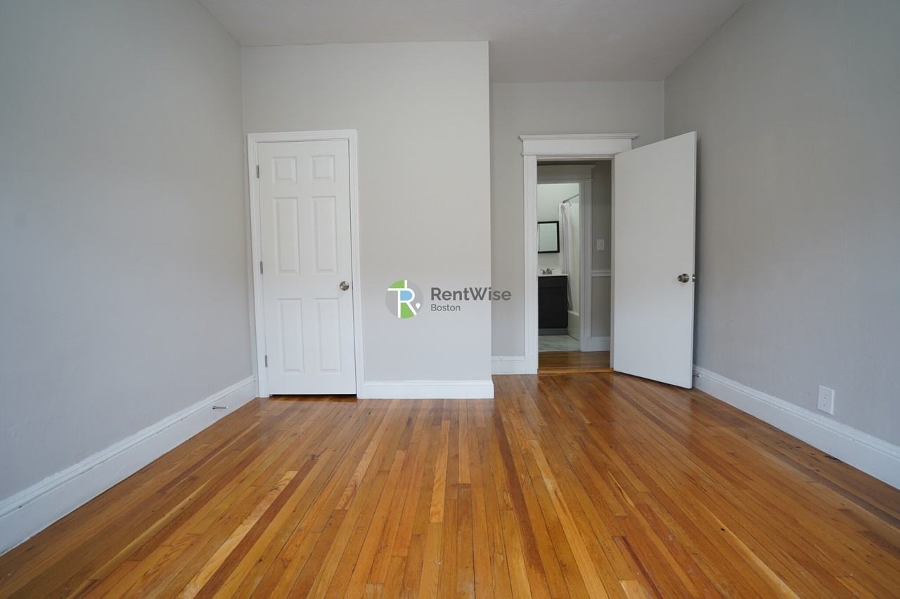 221 Kelton St #8 - Photo 2 of 15