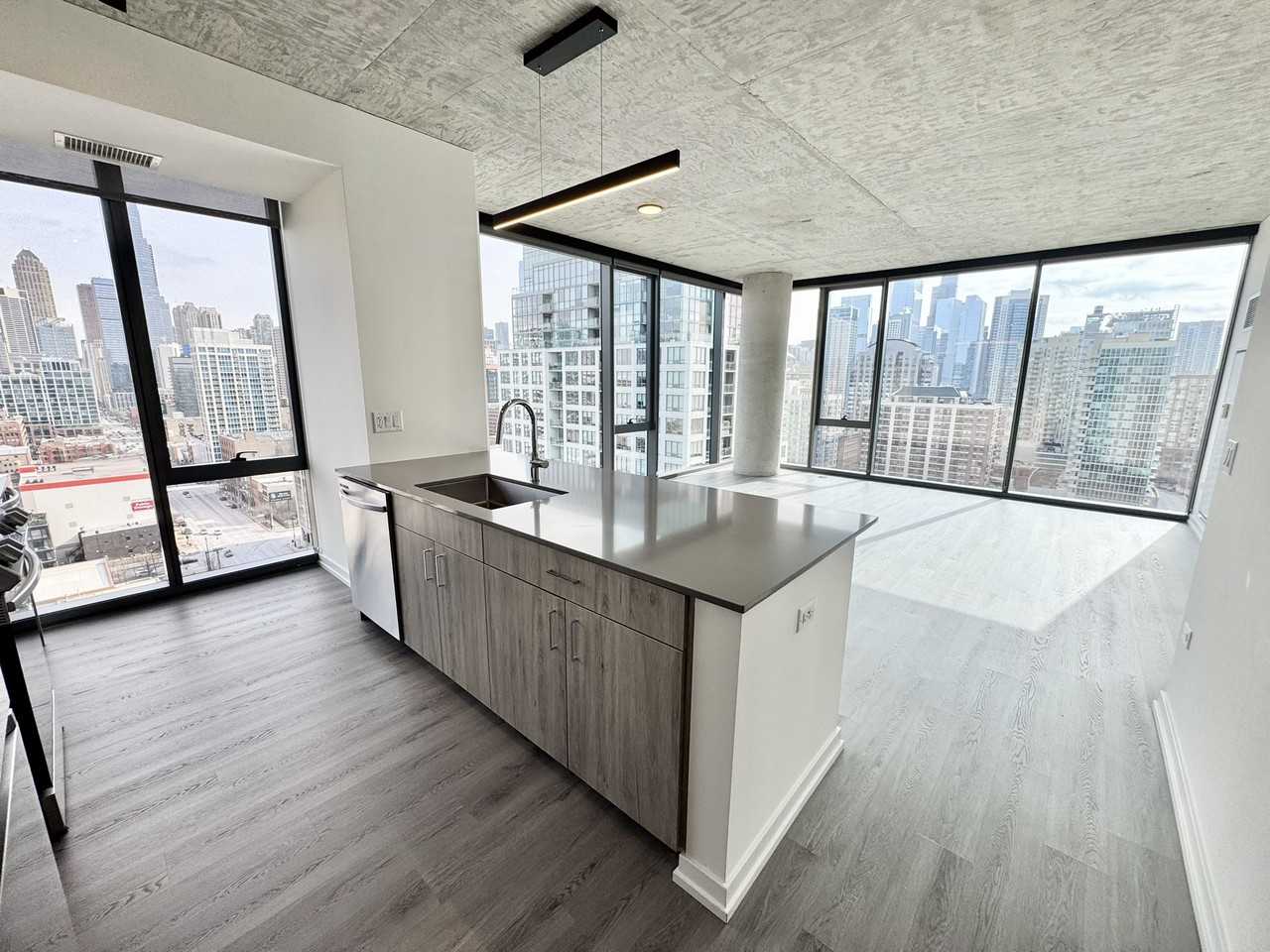 W Chicago Ave #3 - Photo 2 of 19