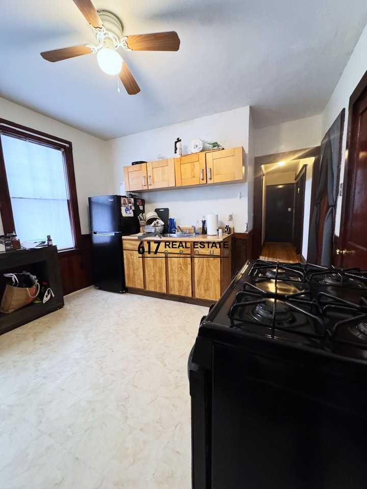 336 Faneuil St #1 - Photo 4 of 24