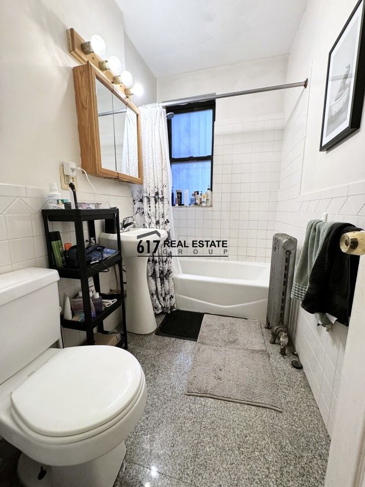 29 Cummings Rd #6 - Photo 3 of 18