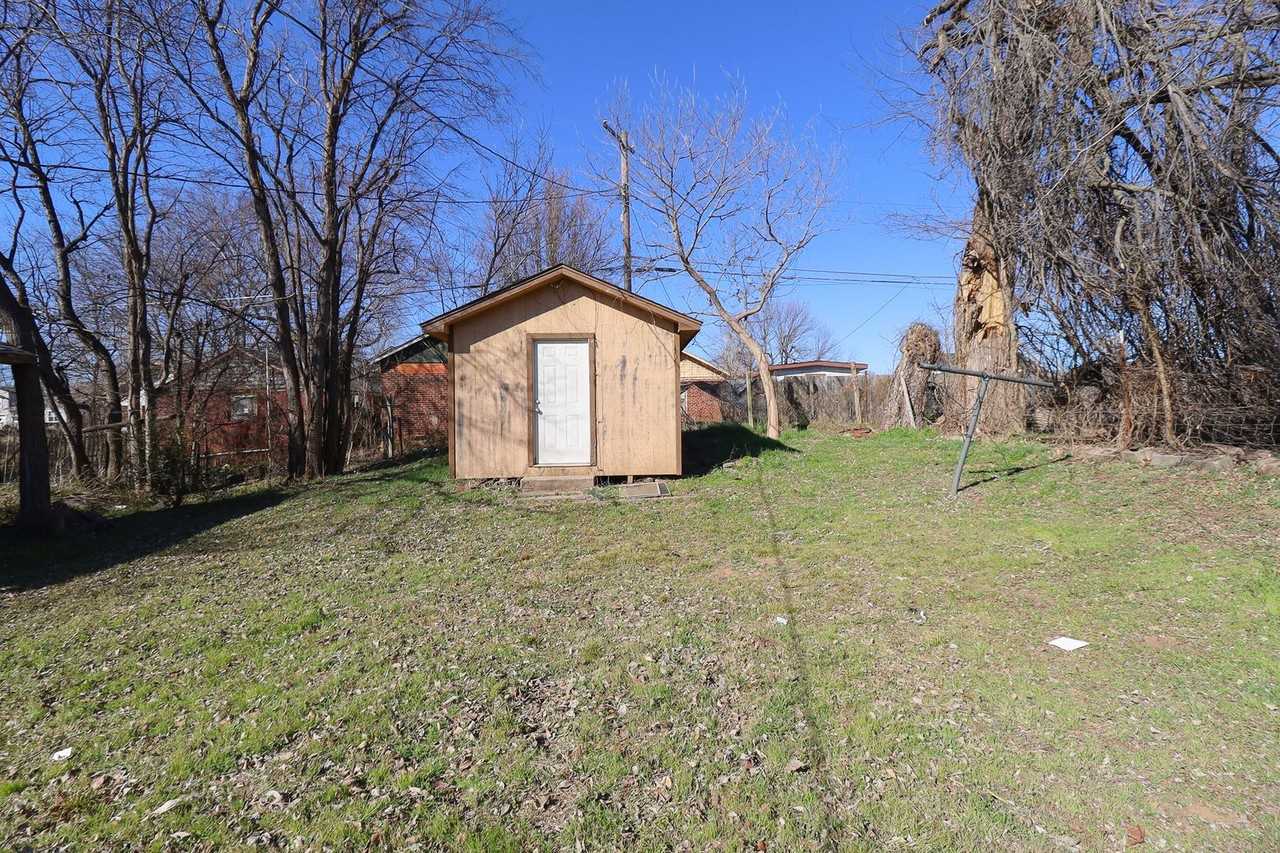 522 S 39th West Ave - Photo 3 of 20