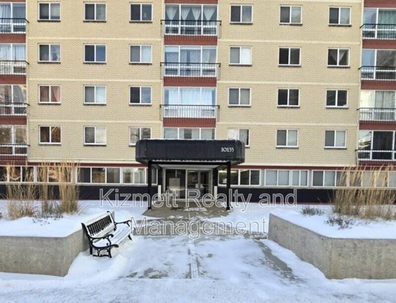 10135 120 St Nw #103 - Photo 5 of 35