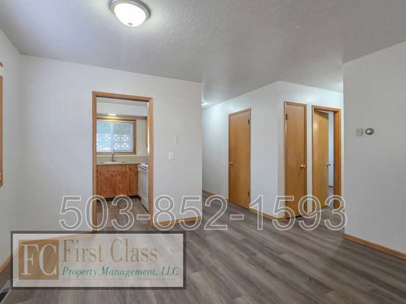 18001 Ne Pacific St #104 - Photo 6 of 19