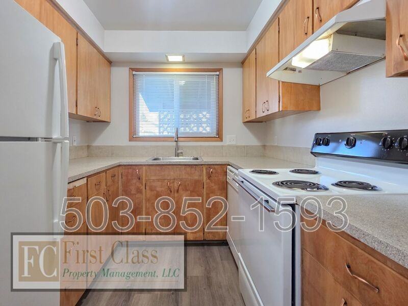 18001 Ne Pacific St #104 - Photo 7 of 19