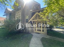 featured image of 302 12th St #2