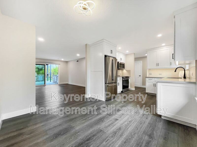 947 Miramonte Ave - Photo 6 of 22