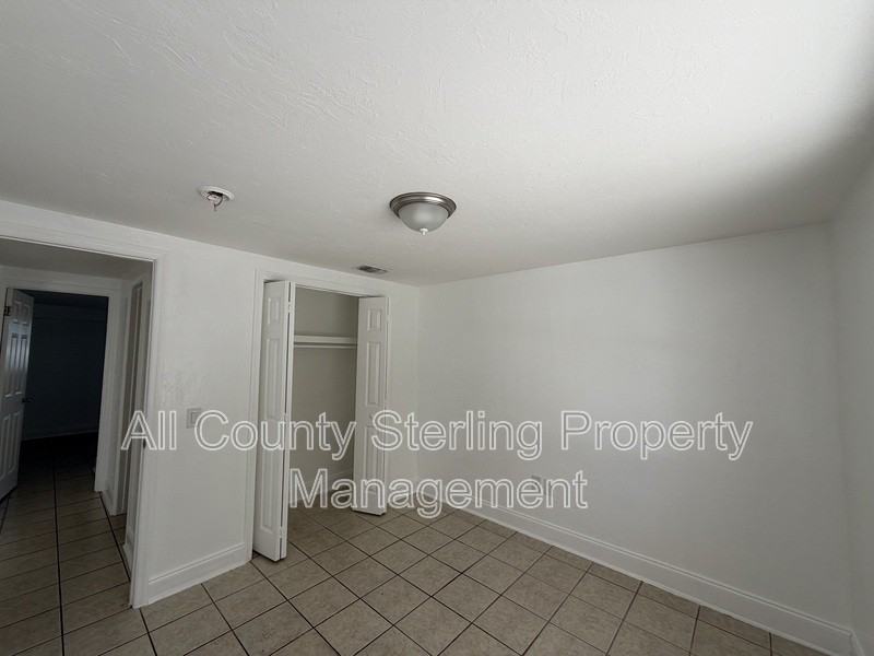 201 Se Beech St #102 - Photo 4 of 10