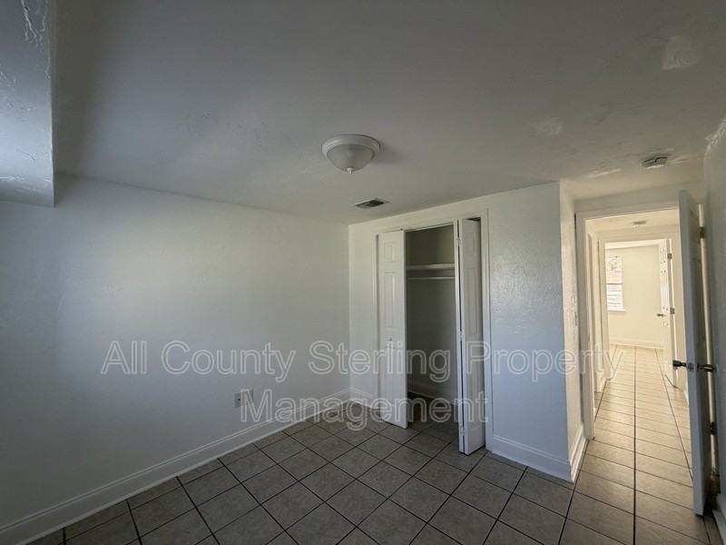 201 Se Beech St #102 - Photo 6 of 10