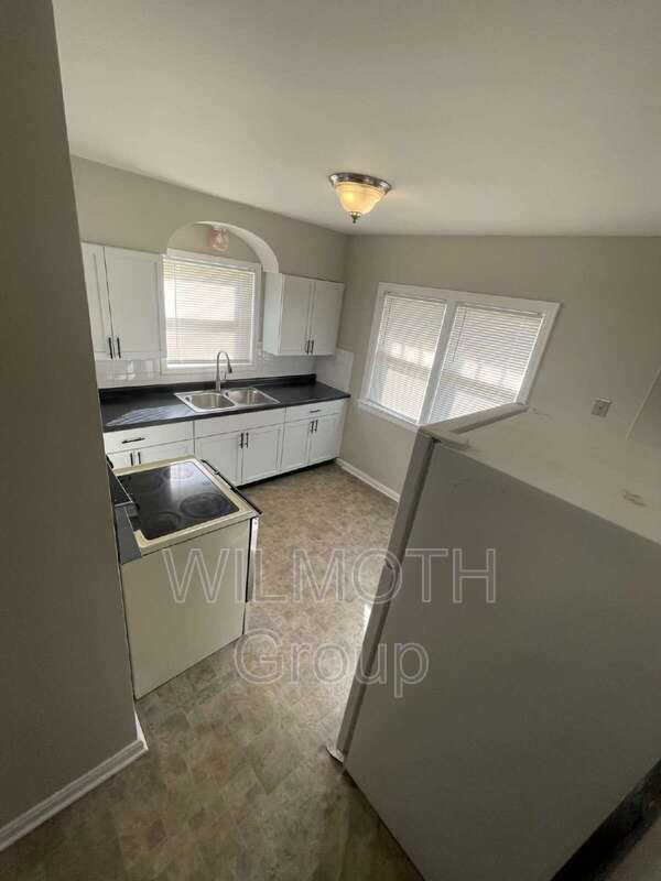 8761 E 46th St - Photo 4 of 13