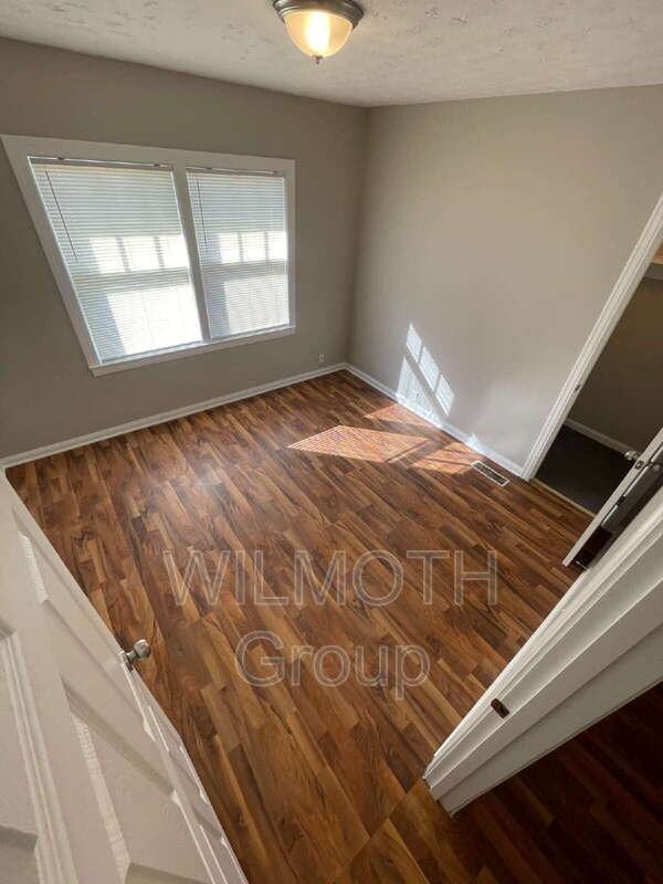 8761 E 46th St - Photo 6 of 13