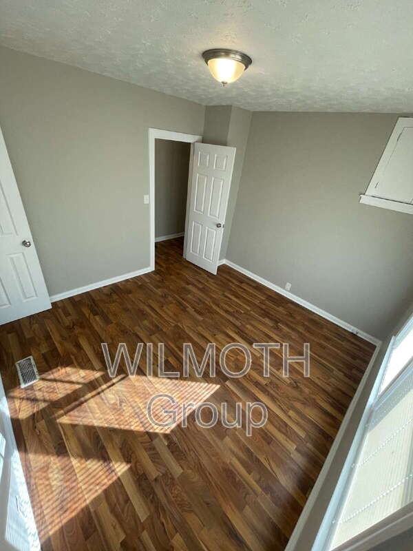 8761 E 46th St - Photo 7 of 13