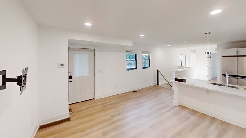 331 E Ann St #2 - Photo 6 of 20