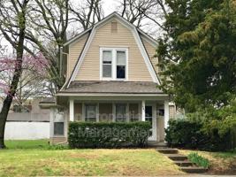 featured image of 1741 Vermont St