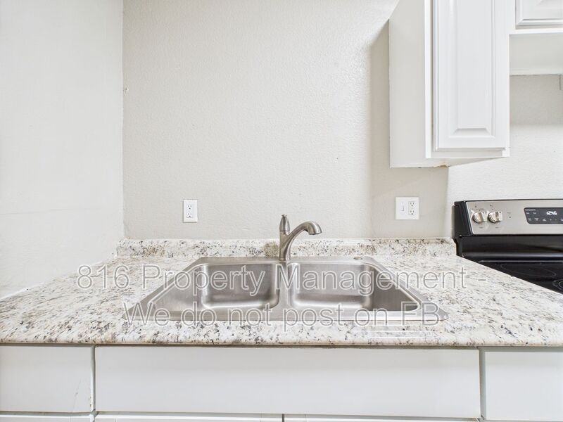 3331 Indiana Ave #3333B - Photo 5 of 18