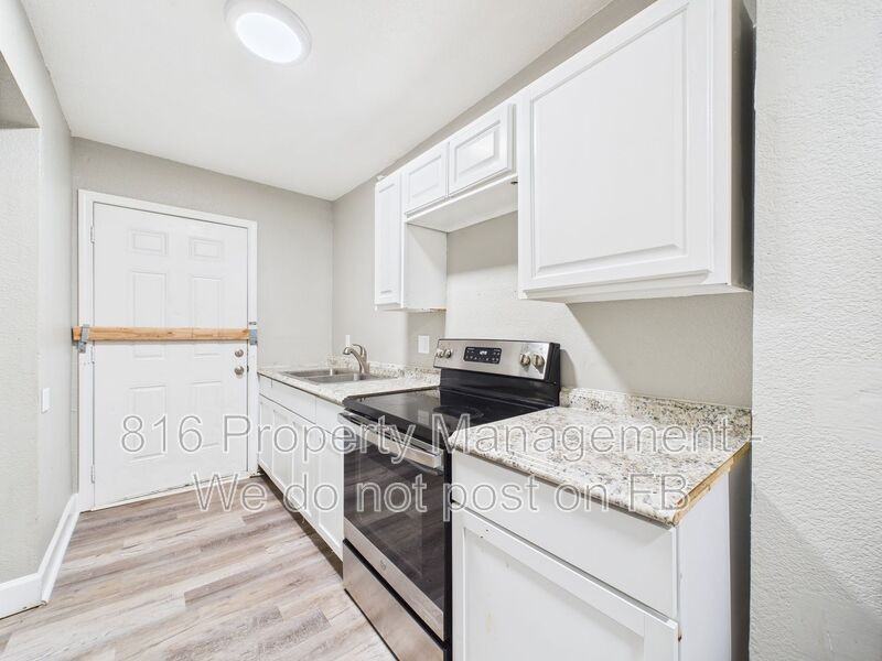 3331 Indiana Ave #3333B - Photo 7 of 18