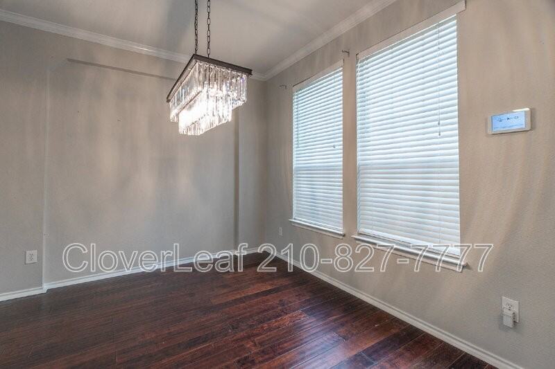 2208 Sunderidge - Photo 7 of 42