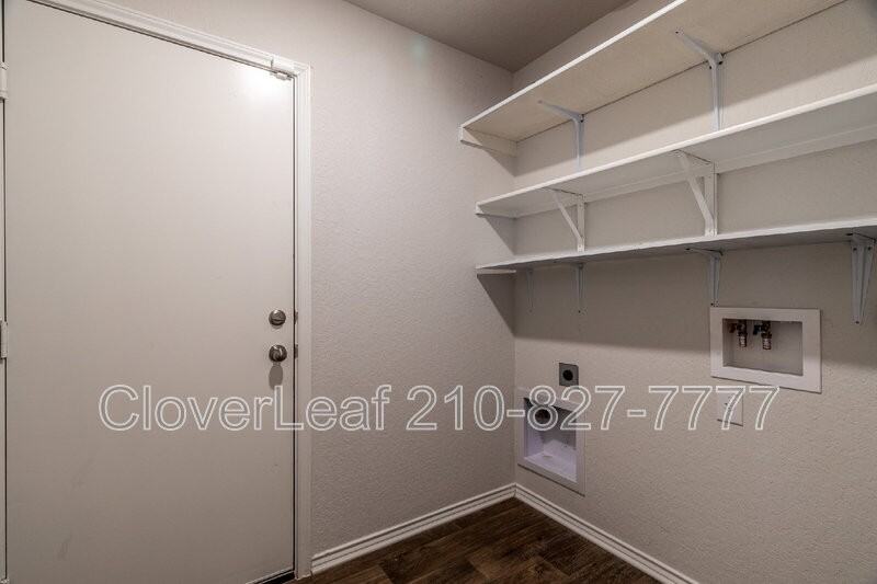 11902 Mulberry Crk - Photo 7 of 30