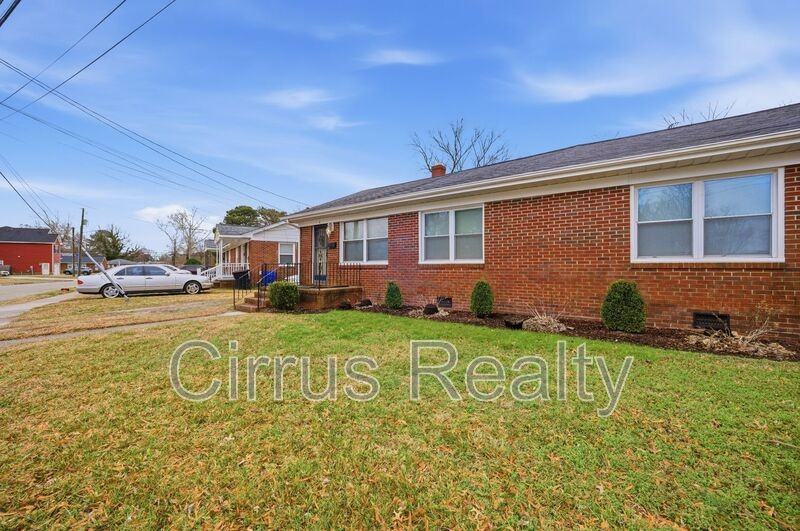 1 Shelby St - Photo 2 of 15