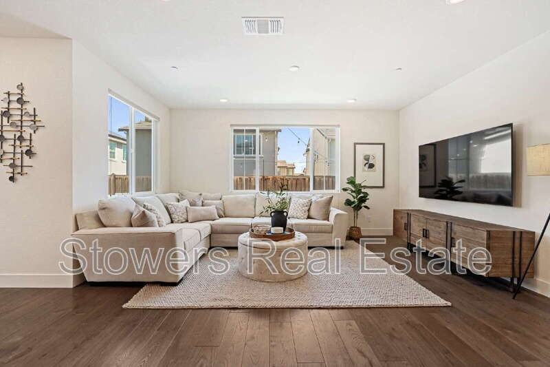 2428 Periwinkle Pl - Photo 7 of 45