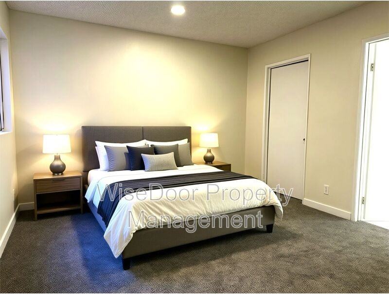 450 E 4th St #311 - Photo 3 of 24