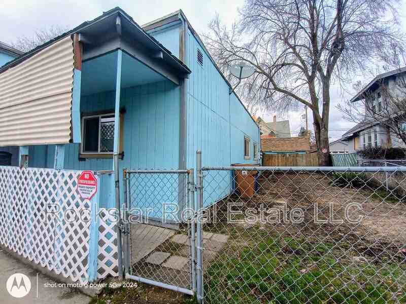 1003 E Illinois Ave - Photo 4 of 16