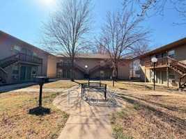 featured image of 928 Goetz Blvd #14