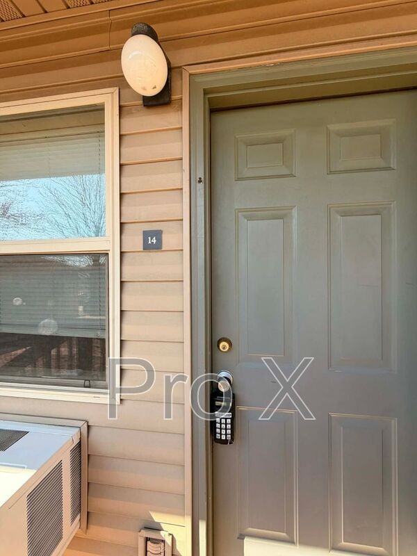 928 Goetz Blvd #14 - Photo 5 of 25