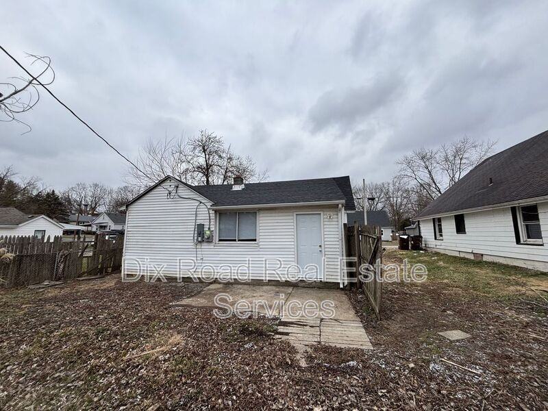 1933 Pater Ave - Photo 3 of 22