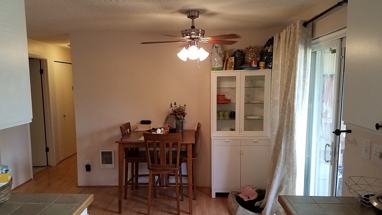 8057 N Burlington Ave #8059 - Photo 5 of 10