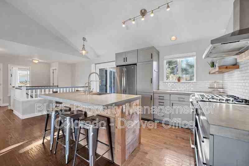 2866 Fernwood Pl - Photo 7 of 21