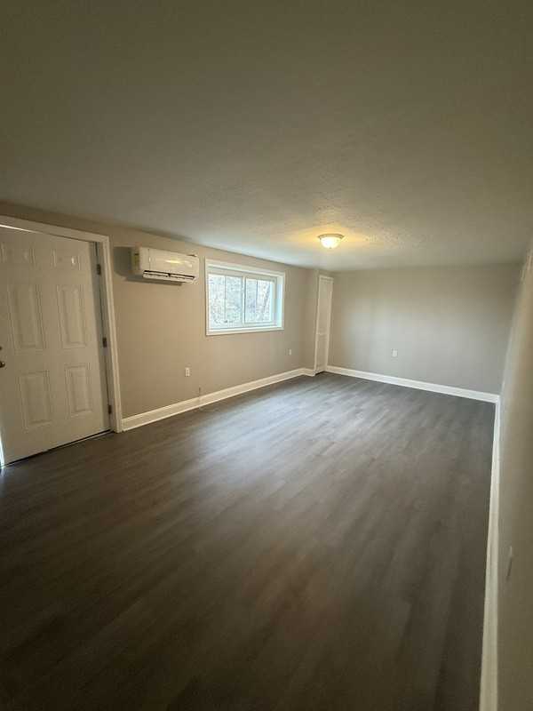 1300 Windsor Ave - Photo 2 of 10