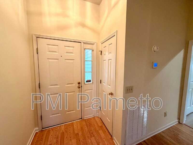 274 Ambling Cir - Photo 4 of 23