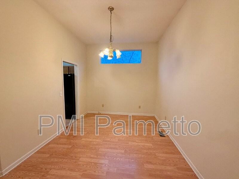 274 Ambling Cir - Photo 6 of 23