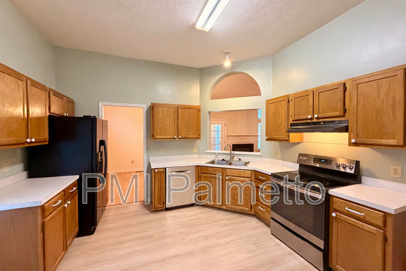 274 Ambling Cir - Photo 7 of 23