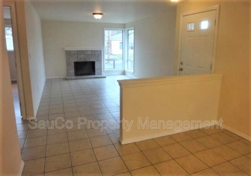 1734 Ne Bryant St - Photo 5 of 31