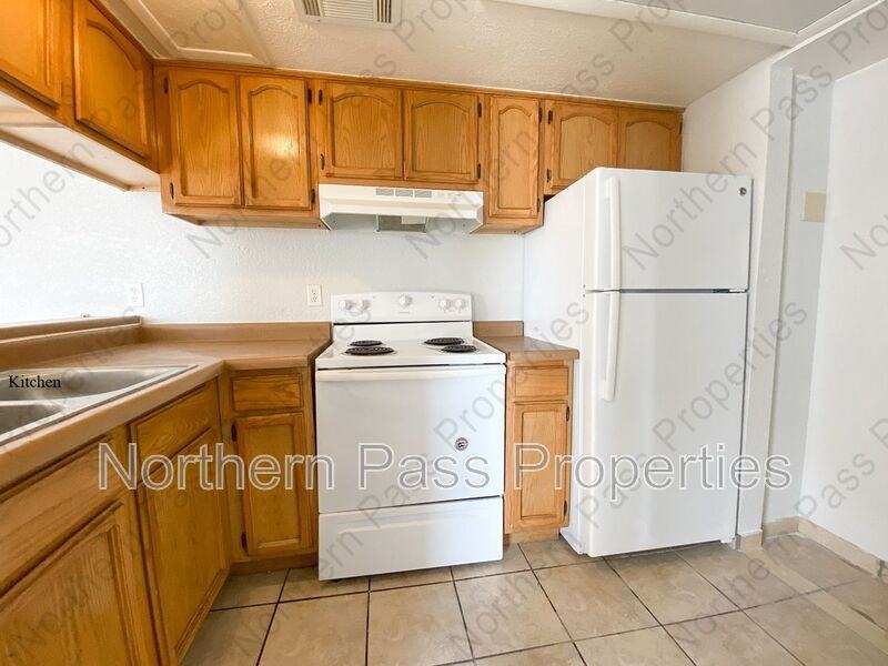 4700 Maxwell Ave #29 - Photo 5 of 11