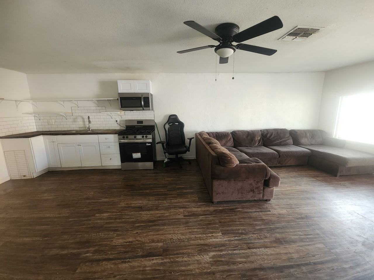 1117 W Tonto St - Photo 4 of 16