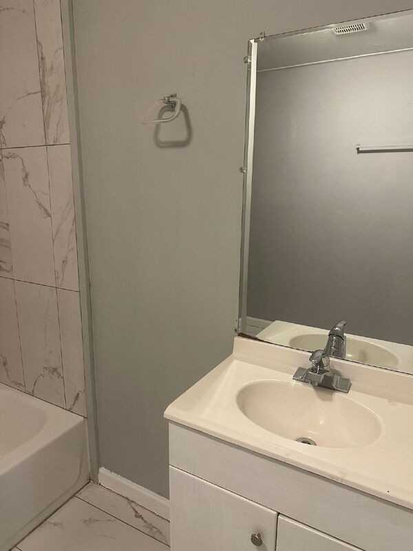 747 E Broadway St - Photo 7 of 29