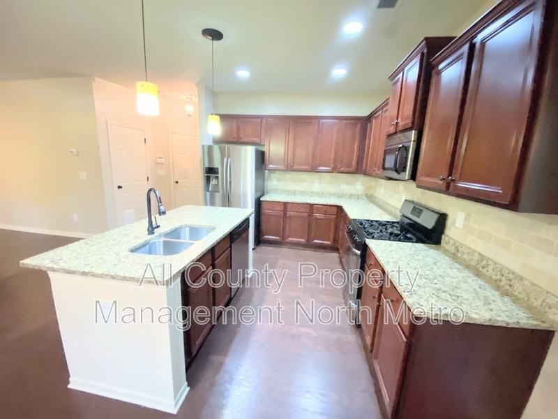 346 Parc Xing - Photo 5 of 17