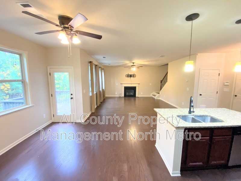 346 Parc Xing - Photo 6 of 17