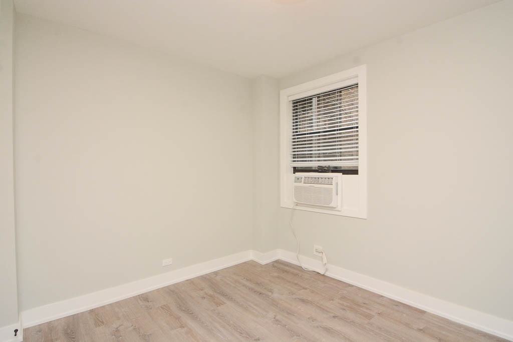 505 W Belmont Ave #1I - Photo 5 of 16