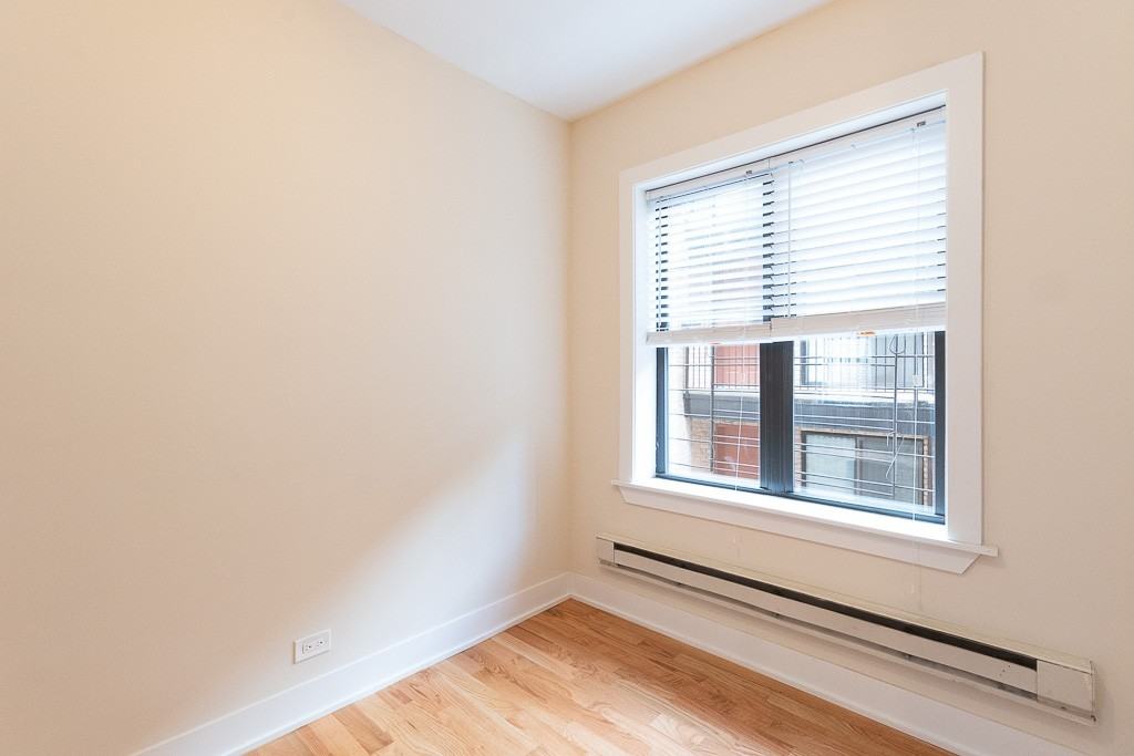 3726 N Pine Grove Ave #1W - Photo 5 of 20