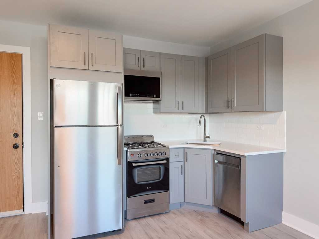 373 Hazel Ave #4C - Photo 2 of 20