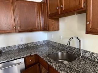 3524 W Shore Rd ##115 - Photo 5 of 20