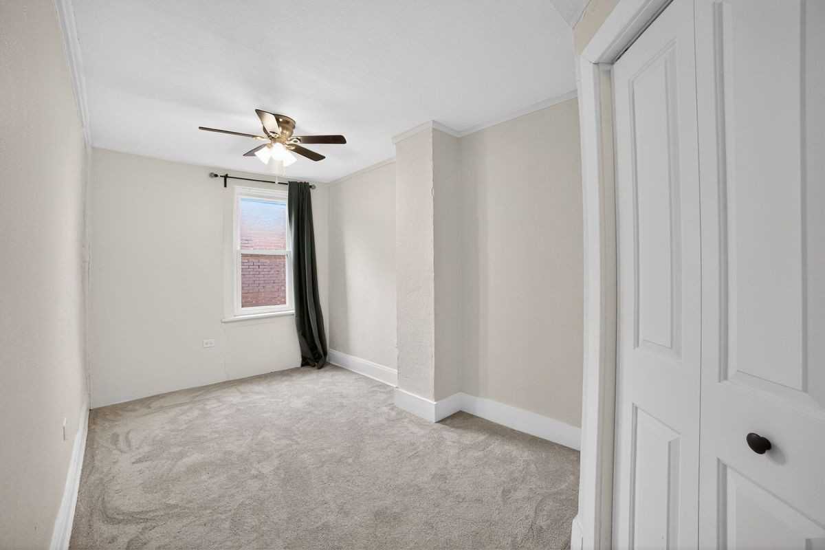 5822 Bryant St - Photo 4 of 16