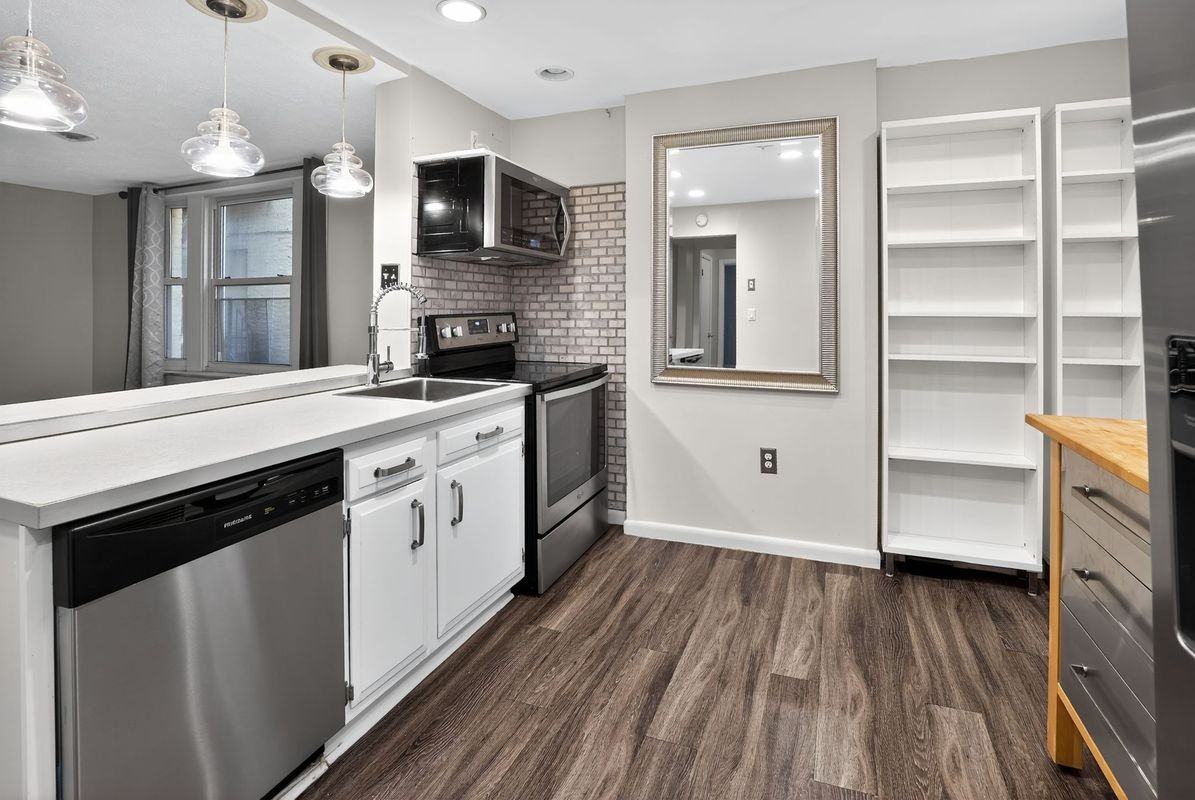 5523 Ellsworth Ave ##6c - Photo 3 of 15