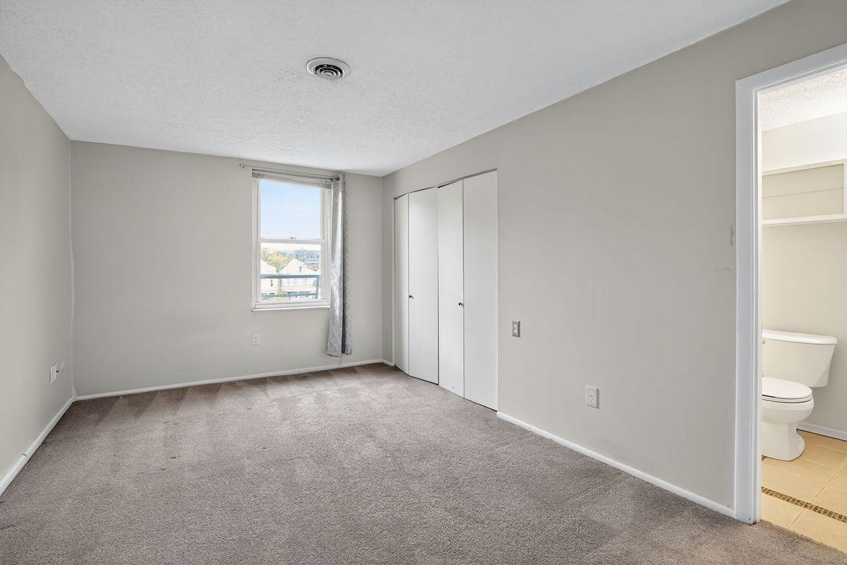 5523 Ellsworth Ave ##6c - Photo 6 of 15