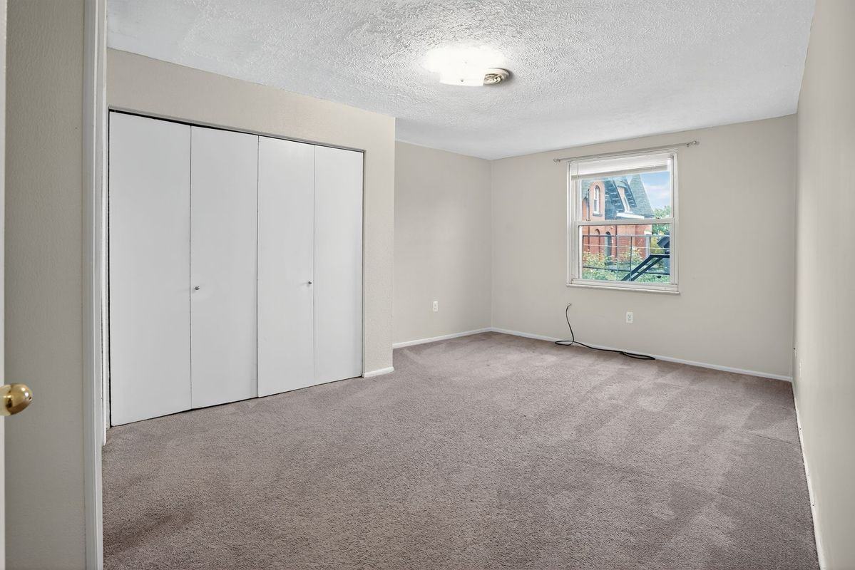 5523 Ellsworth Ave ##6c - Photo 7 of 15