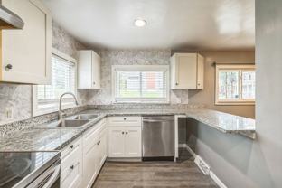 2318 Eccles St - Photo 1 of 1